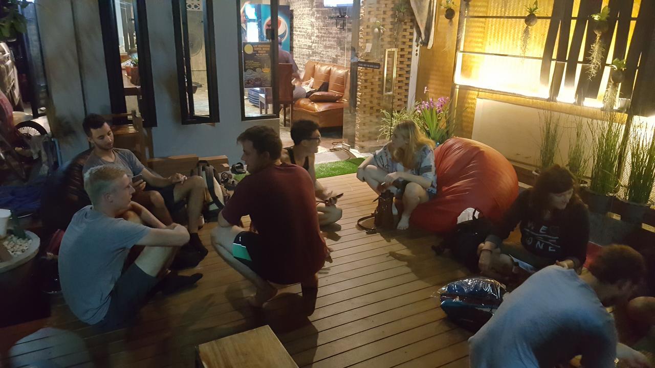 Fundee Hostel Chiang Mai Dış mekan fotoğraf