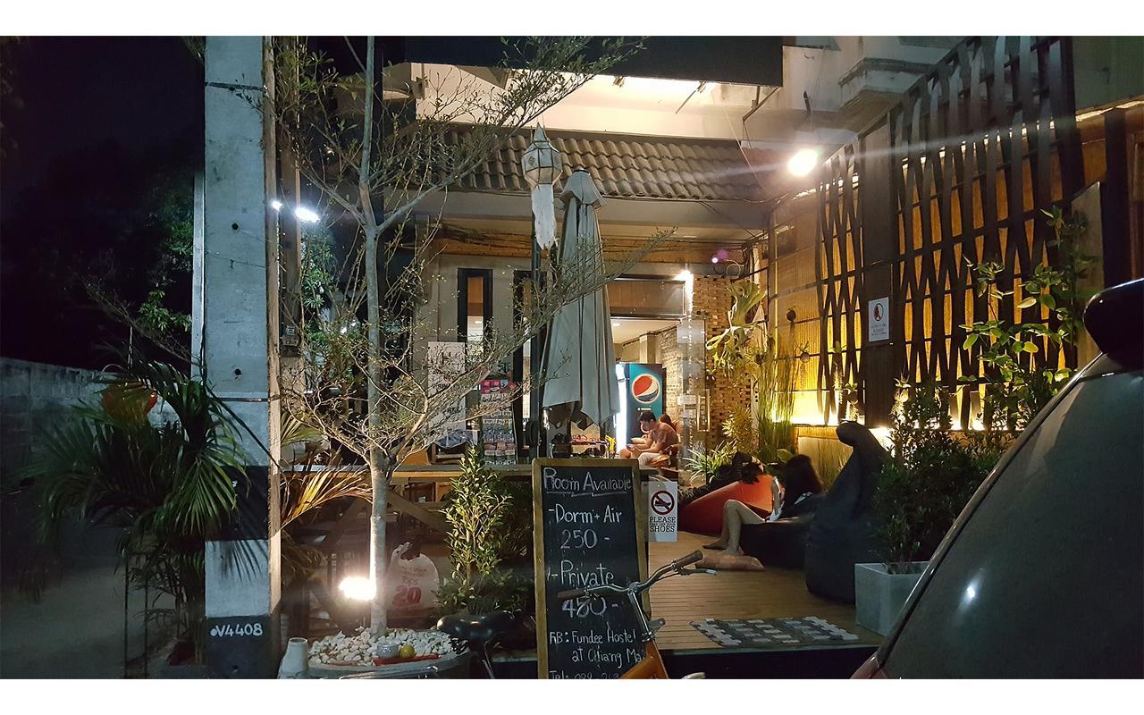 Fundee Hostel Chiang Mai Dış mekan fotoğraf